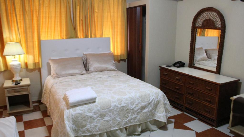 Hostal Plaza Yu Santo Domingo Luaran gambar